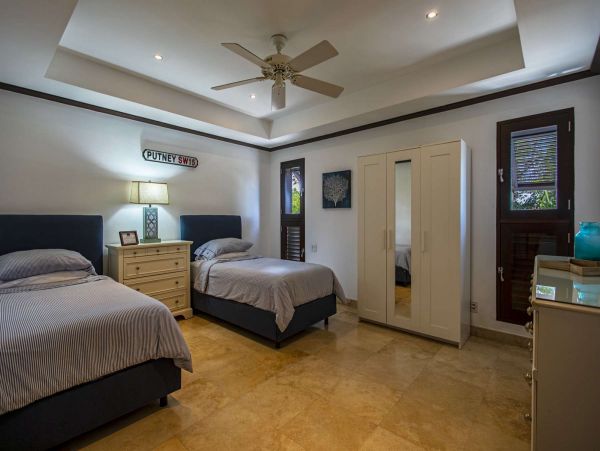 Barbados Home 1001640