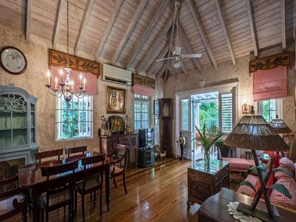 Barbados Home 1001654