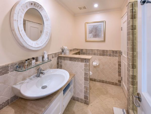 Barbados Home 1001659