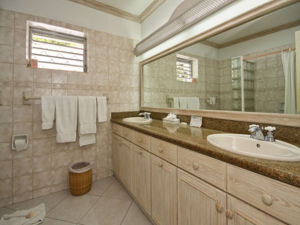 Barbados Home 1001688
