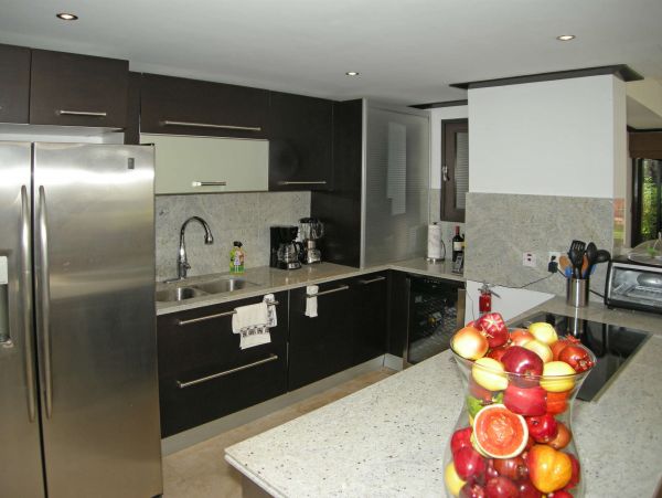Barbados Home 1001689