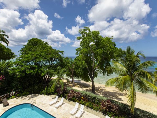 Beautiful Beachfront Apartment in Barbados