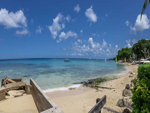 Beautiful Beachfront Apartment in Barbados