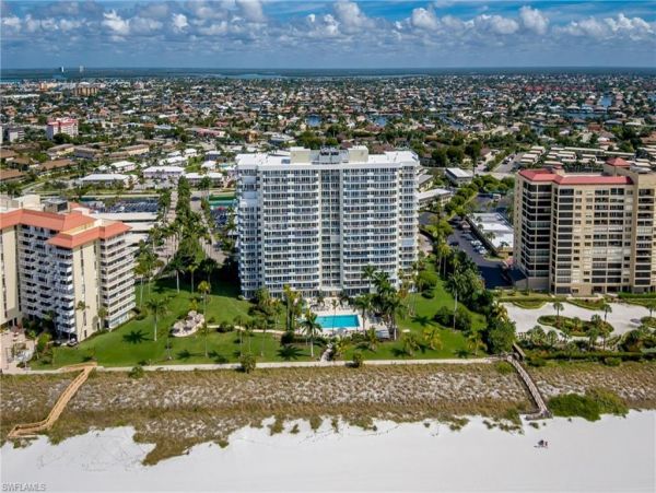 Marco Two Bedroom Condo Full Ocean Views & Community Pool