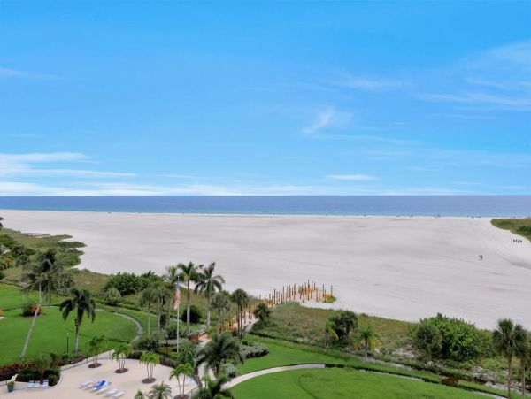On Beach Marco Island Vacation Condo Sleeps Four Guests