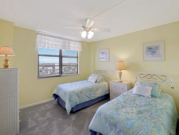 On Beach Marco Island Vacation Condo Sleeps Four Guests