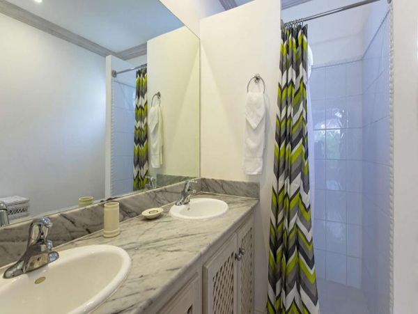 Barbados Home 1001714