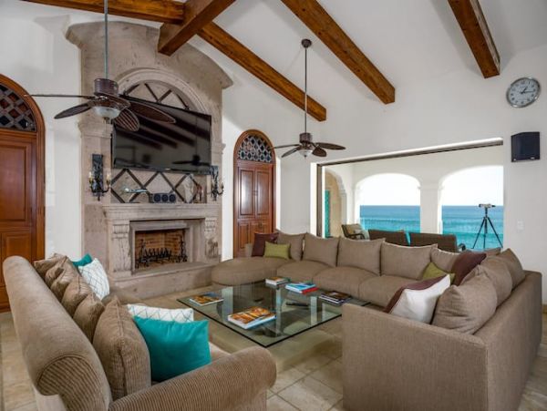 Los Cabos Beachfront Five Bedroom Vacation Rental Villa