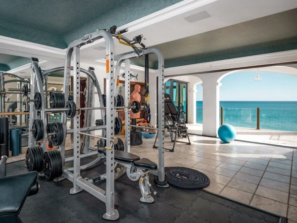 Los Cabos Beachfront Five Bedroom Vacation Rental Villa