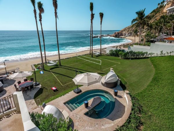 Los Cabos Beachfront Five Bedroom Vacation Rental Villa