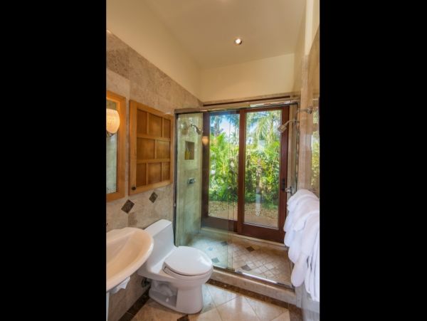 Princeville Home 1001861