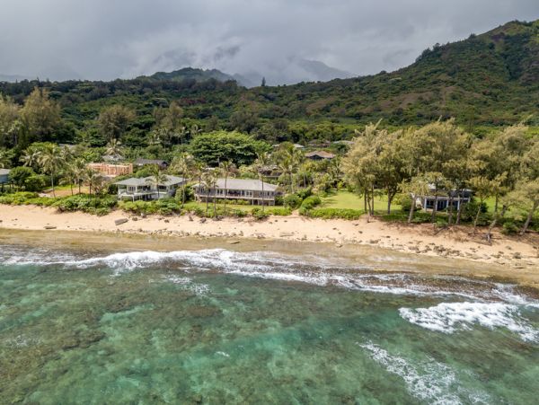 Oceanfront 4 bedroom Oasis