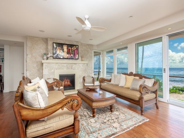 Oceanfront 4 bedroom Oasis