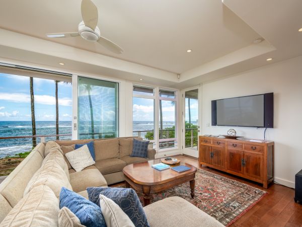 Oceanfront 4 bedroom Oasis