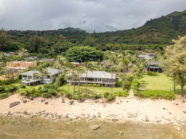 Oceanfront 4 bedroom Oasis