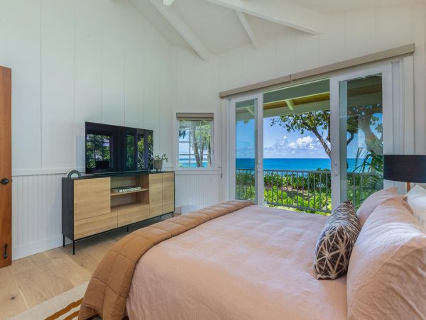 Oceanfront Kilauea Vacation Home Three Bedroom