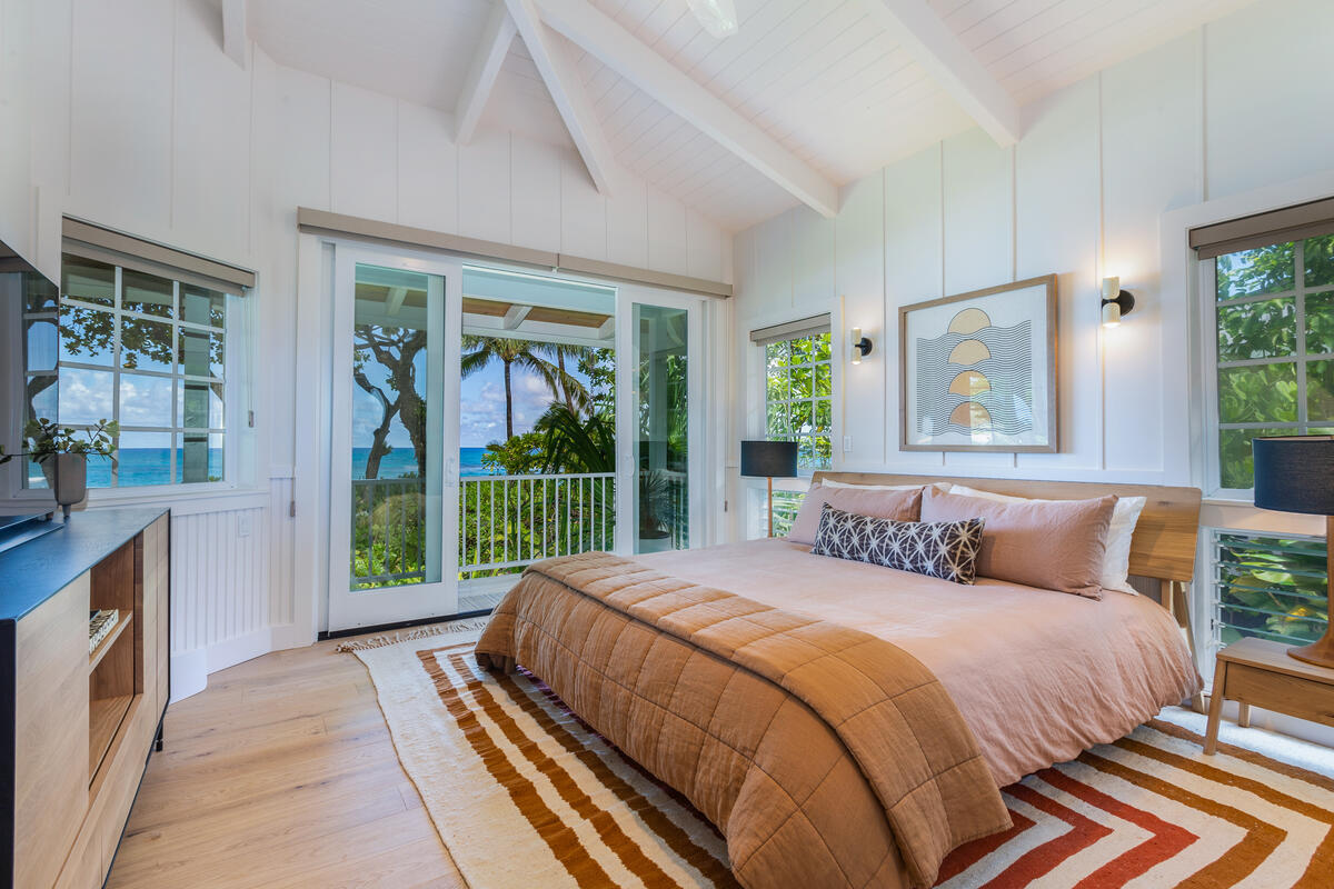 Oceanfront Kilauea Vacation Home Three Bedroom