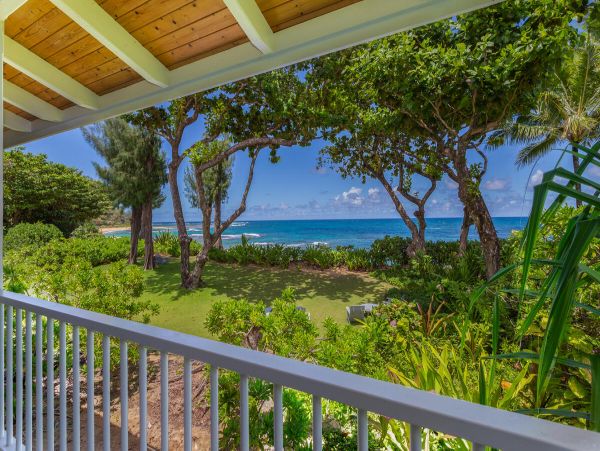 Oceanfront Kilauea Vacation Home Three Bedroom
