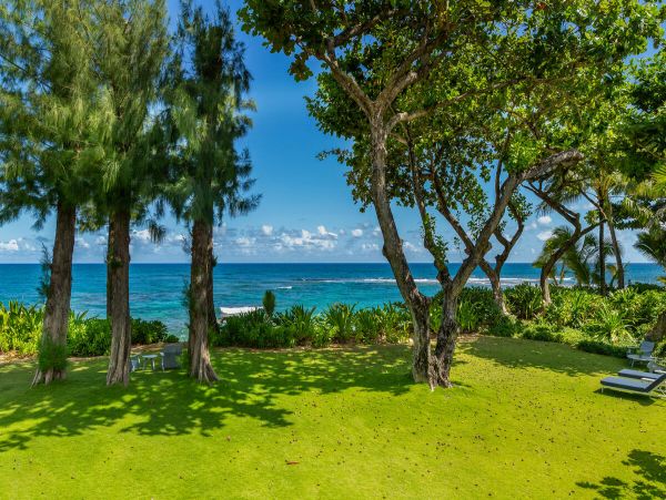 Oceanfront Kilauea Vacation Home Three Bedroom