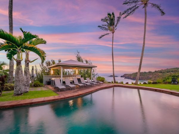 Kauai Vacation Rentals - Luxury Oceanfront Estate in Kilauea