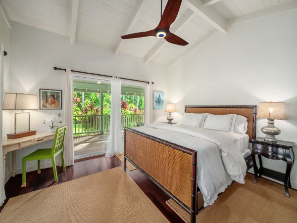 Kauai Vacation Rentals - Luxury Oceanfront Estate in Kilauea