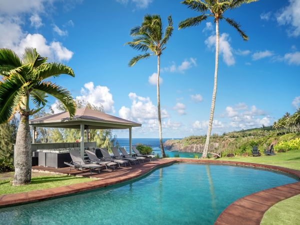 Kauai Vacation Rentals - Luxury Oceanfront Estate in Kilauea