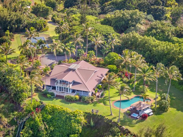 Kauai Vacation Rentals - Luxury Oceanfront Estate in Kilauea