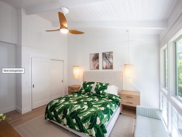 Oceanfront Lovely Vacation Villa in Princeville Sleeps 8