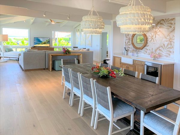 Oceanfront Lovely Vacation Villa in Princeville Sleeps 8