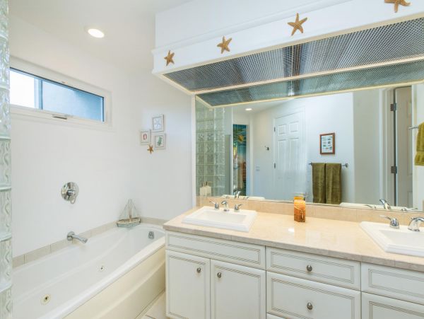 Princeville Home 1001889