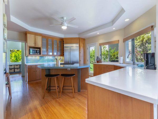 Princeville Vacation Home Two Bedrooms + Den with Pool