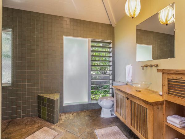 Princeville Vacation Home Two Bedrooms + Den with Pool