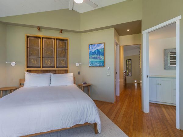 Princeville Vacation Home Two Bedrooms + Den with Pool