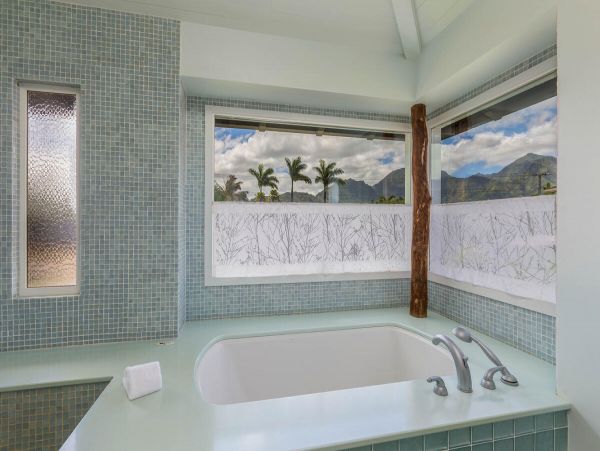 Princeville Vacation Home Two Bedrooms + Den with Pool