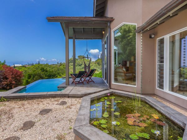 Princeville Vacation Home Two Bedrooms + Den with Pool