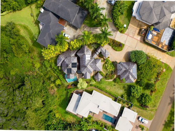 Princeville Vacation Home Two Bedrooms + Den with Pool