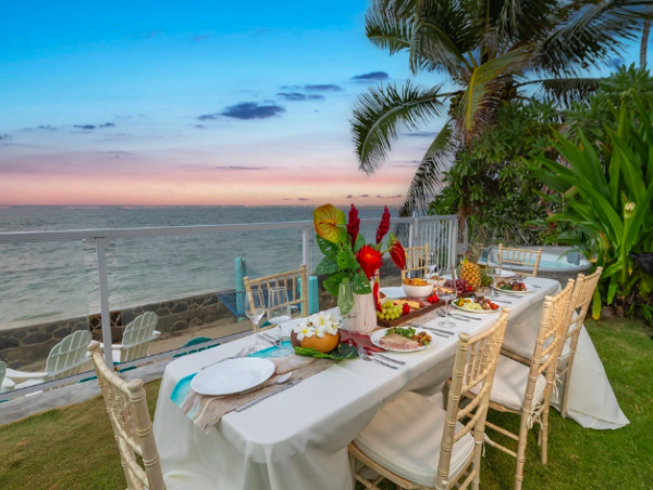 Oceanfront Luxury Retreat Between Hauula and Punaluu
