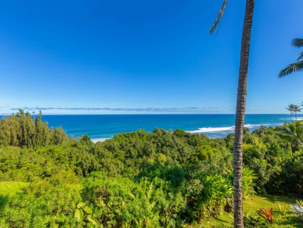 Luxury Kauai Villa Beach Path From Property Leads to the Beach!!!