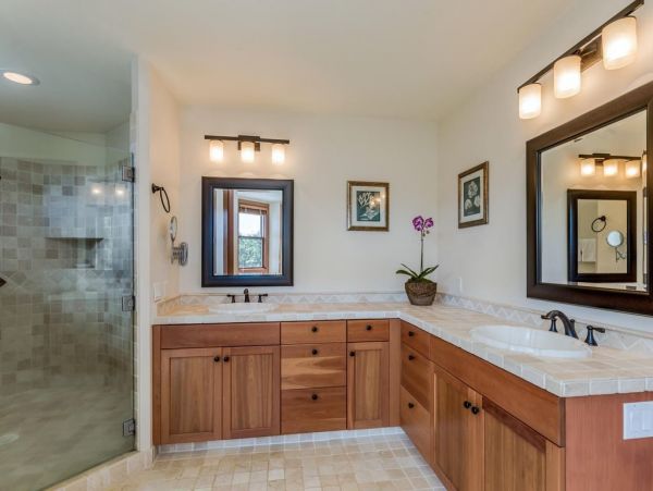Princeville Home 1001948