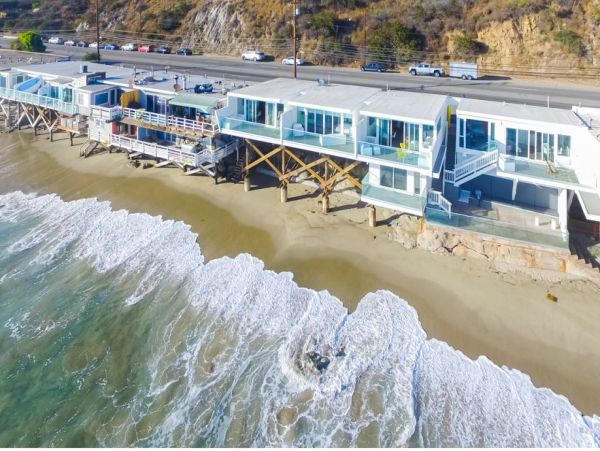 Ocean Views Luxury Vacation Condo in Malibu Two Bedrooms