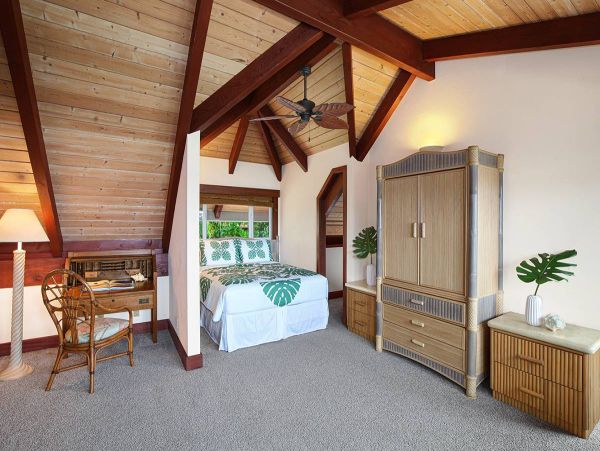 Poipu Beachfront Vacation Rental - Luxury 5-Bedroom Kauai Oceanfront Home