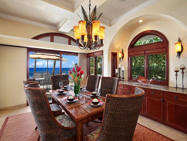 Stunning Oceanfront Villa with 6 Bedrooms & Infinity Pool in Koloa