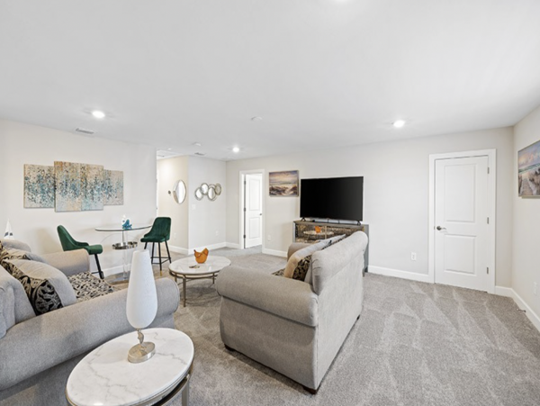 NEW ! Naples Canal Front 4 Bedroom Vacation Home with Private Pool