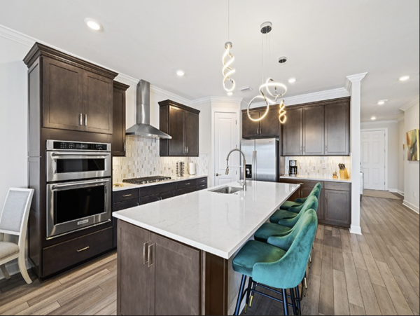 NEW ! Naples Canal Front 4 Bedroom Vacation Home with Private Pool