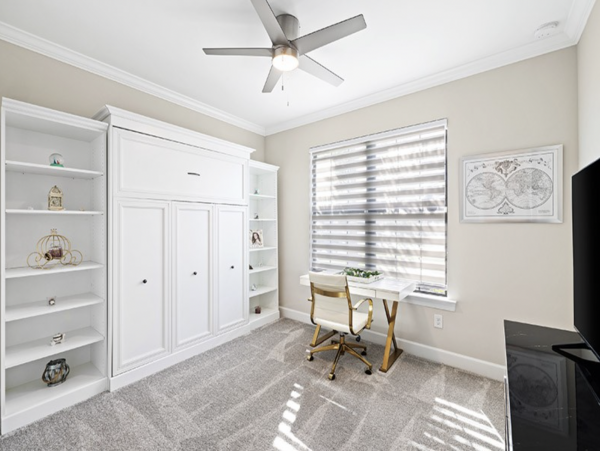 NEW ! Naples Canal Front 4 Bedroom Vacation Home with Private Pool