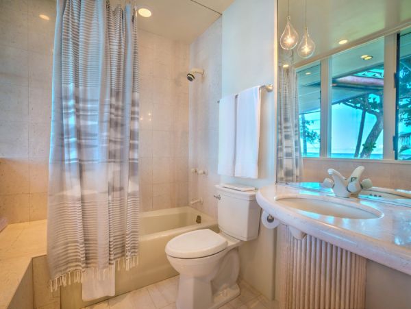 Princeville Home 1002139