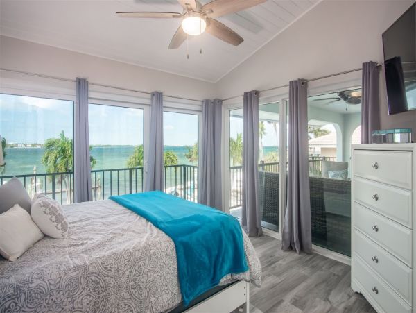Why The Caribbean When You can Come to Marathon!