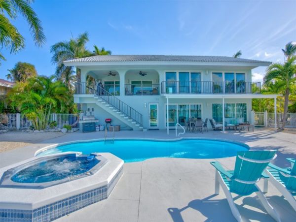 Why The Caribbean When You can Come to Marathon!