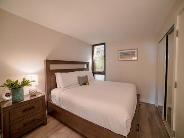 Oceanfront Vacation Condo in Kaanapali Sleeps 4 Guests