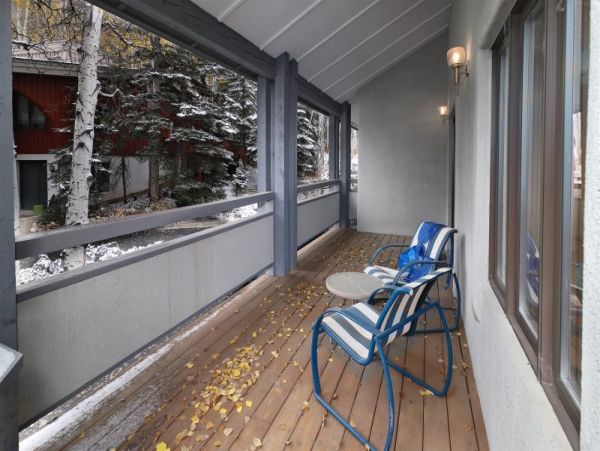 Charming Vacation Home in Vail 3 Bedrooms Sleeps 8 Guests